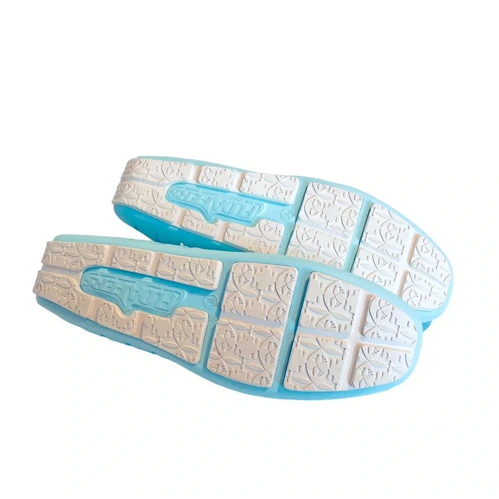 Floafers float wicking